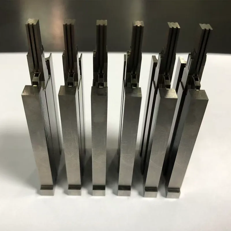 Penebuk Mati Setem Logam